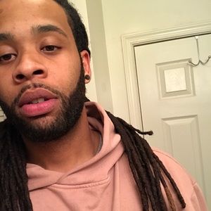 Meet your Posher, Derek